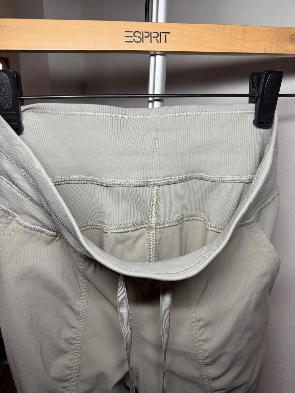 Lululemon Dance Studio Midrise Jogger Pants- Women’s Size 2, Ash Grey